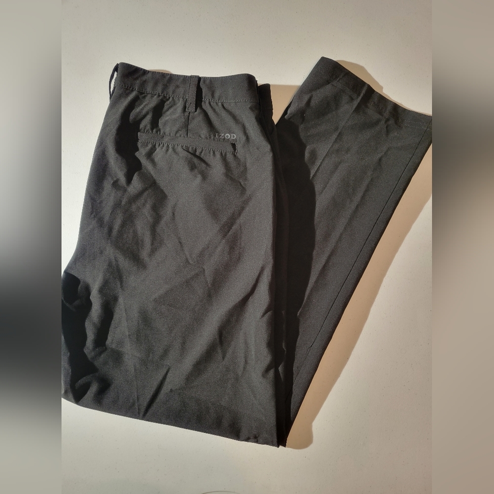 Izod golf pants